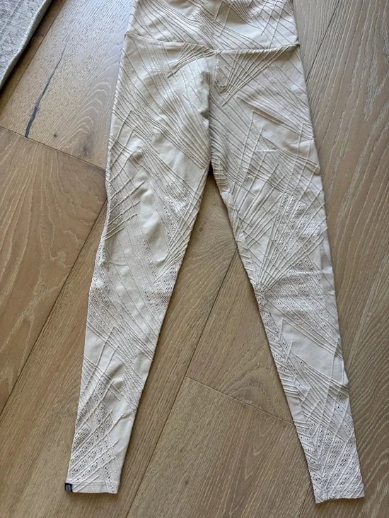 Onzie The Selenite Midi Leggings in Nude Beige - Picture 8 of 11